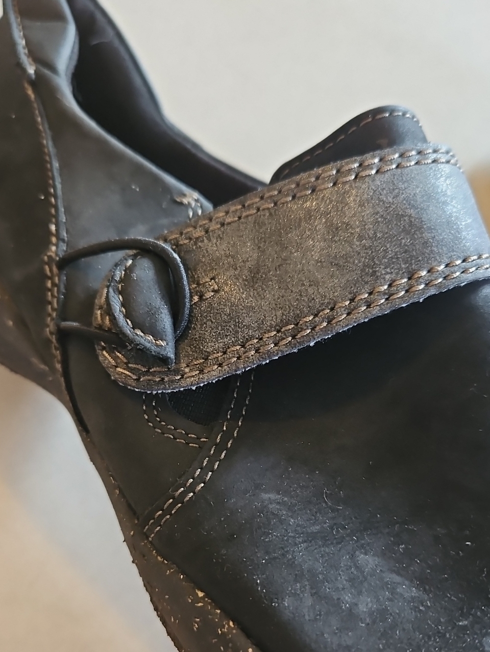 Clarks Roseville Dot Slip On Black Shoes - Picture 14 of 14